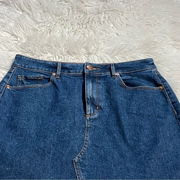 LOFT Frayed Hem Deconstructed Distressed Medium Wash Denim Mini Skirt - Picture 3 of 9
